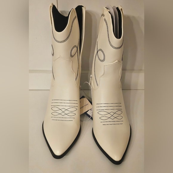 NWT universal thread western boots womens size 9 w/memory foam - Picture 10 of 12